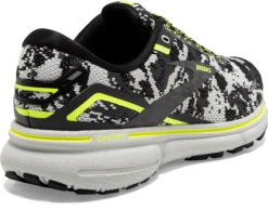 BROOKS Women's Ghost 15 Camo (029 - Black/Ebony/Nightlife) -Brooks Shoes Shop 053CCE66 0AA7 4075 BA35 943C1DE21D2F