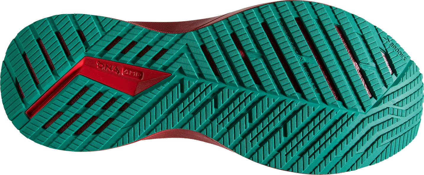 BROOKS Women’s Levitate 5 “Run Merry” (634 - Red/White/Green) 8 BROOKS Women’s Levitate 5 “Run Merry” (634 - Red/White/Green) - Image 6